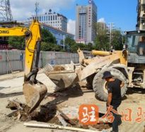 插抽男男啊啊啊啊啊嗯高温下的坚守｜道路建设者用汗水铺就畅通路